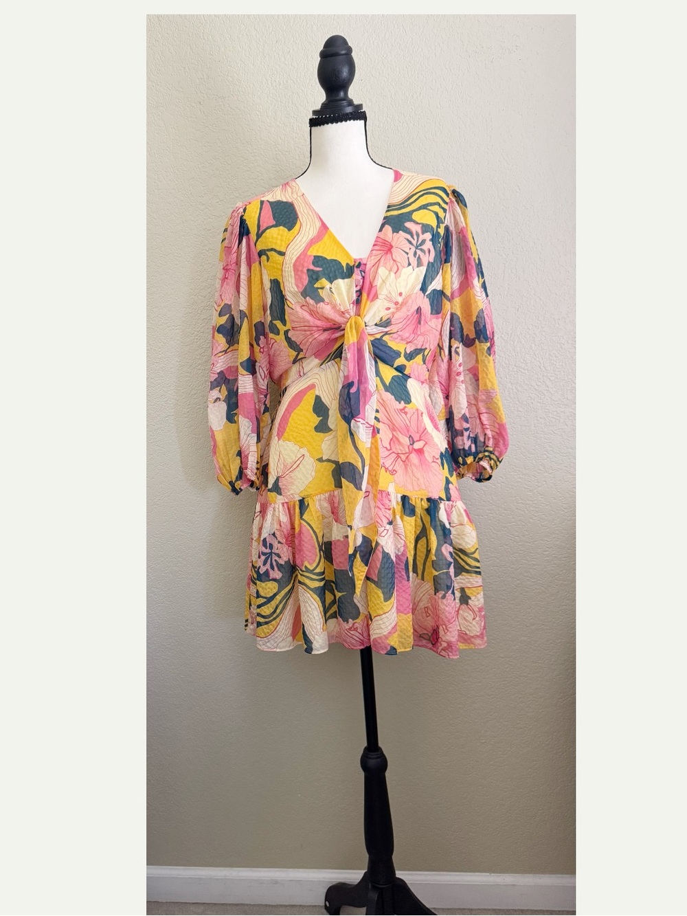 Alexis Zora Floral Mini Dress Size Medium - Picture 6 of 16